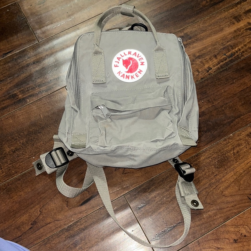 Fjallraven Kanken Mini Backpack